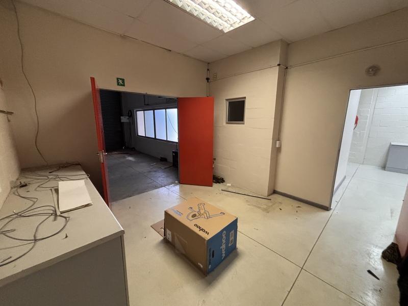 To Let Commercial Property for Rent in Northgate Island Western Cape
